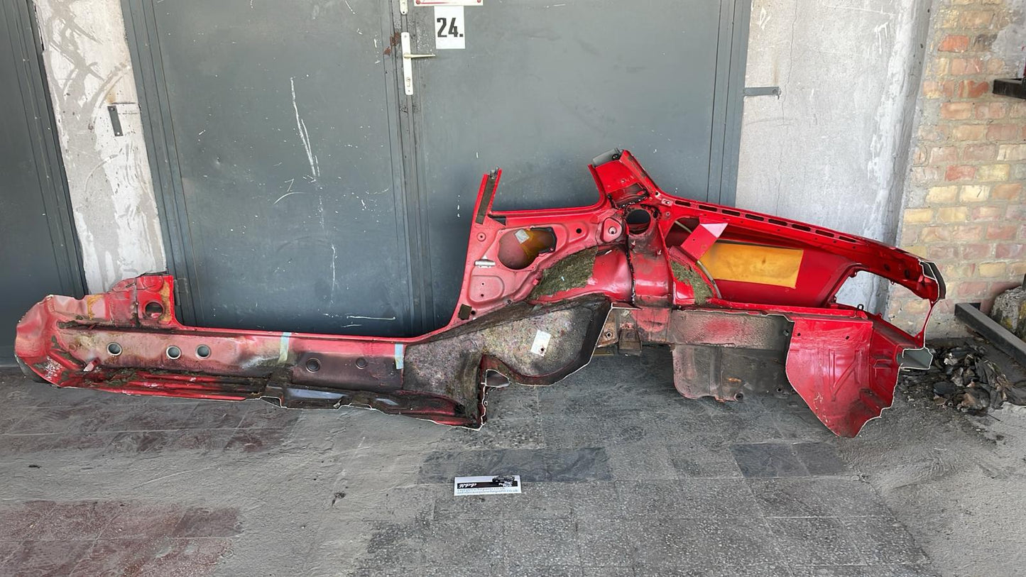 Porsche 944 Turbo  1989 right side cut, rear fender with sill