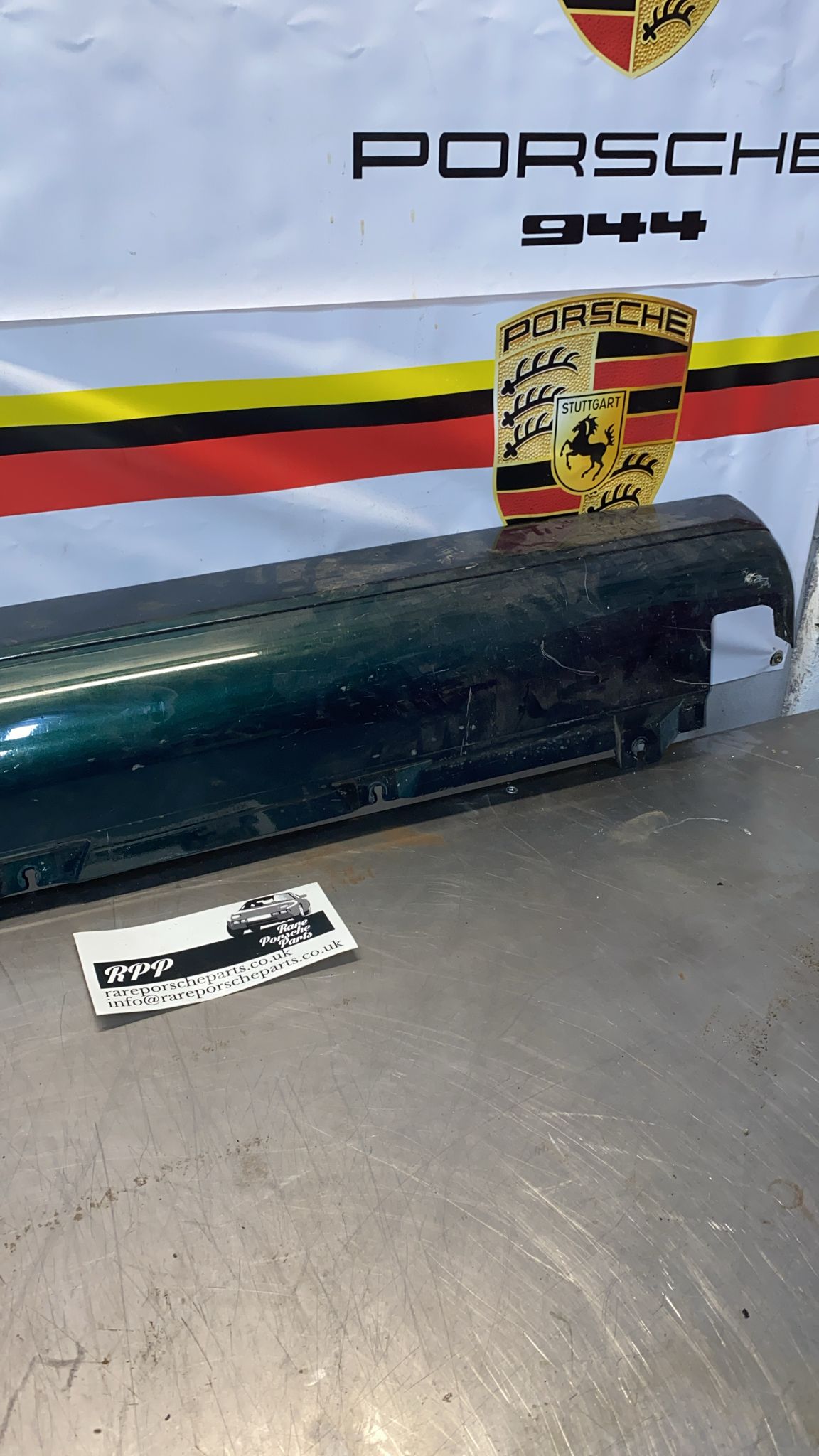 Porsche 911 964 right side sill cover, used 96455919401