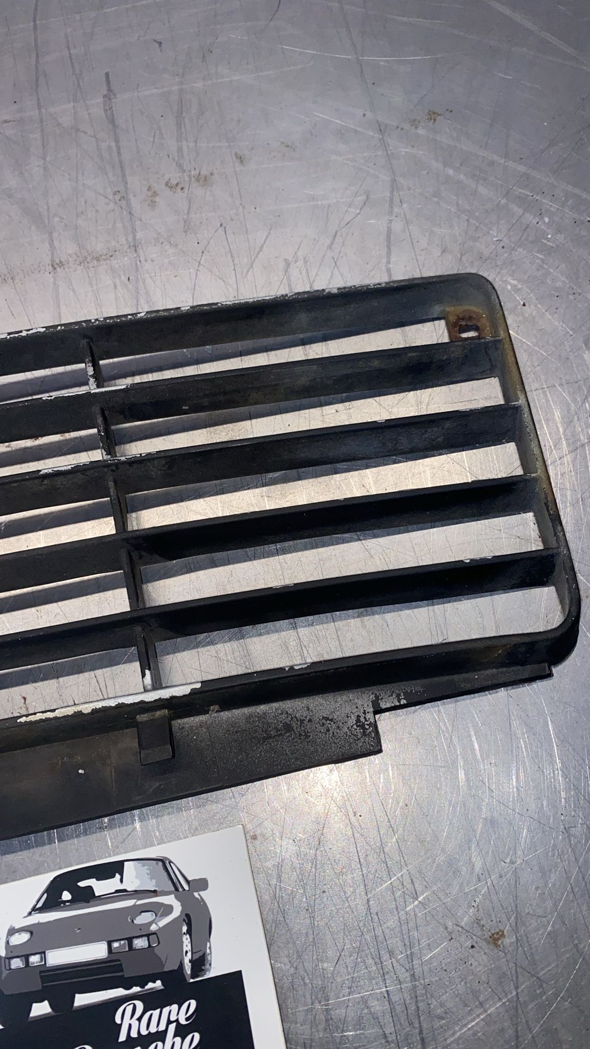 Porsche 924 / 924 S front radiator grill, used 477853653