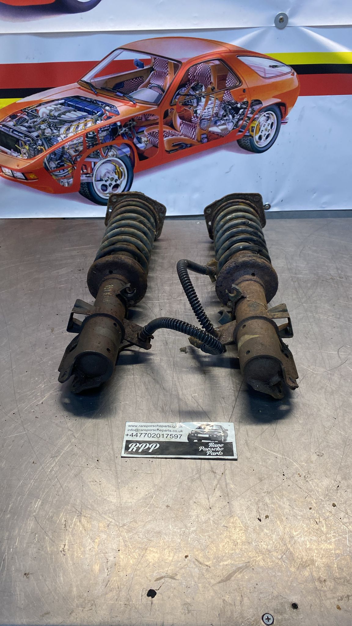 Porsche 944 Turbo pair of front shock absorber, used 95134303112