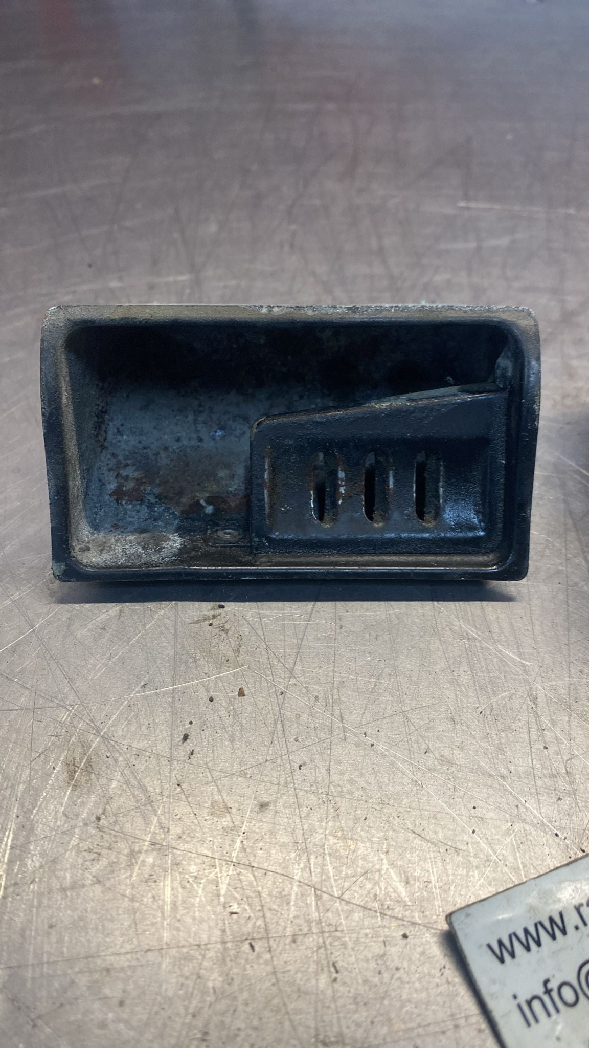 Porsche 928 Ashtray with lighter 9285520600270 used