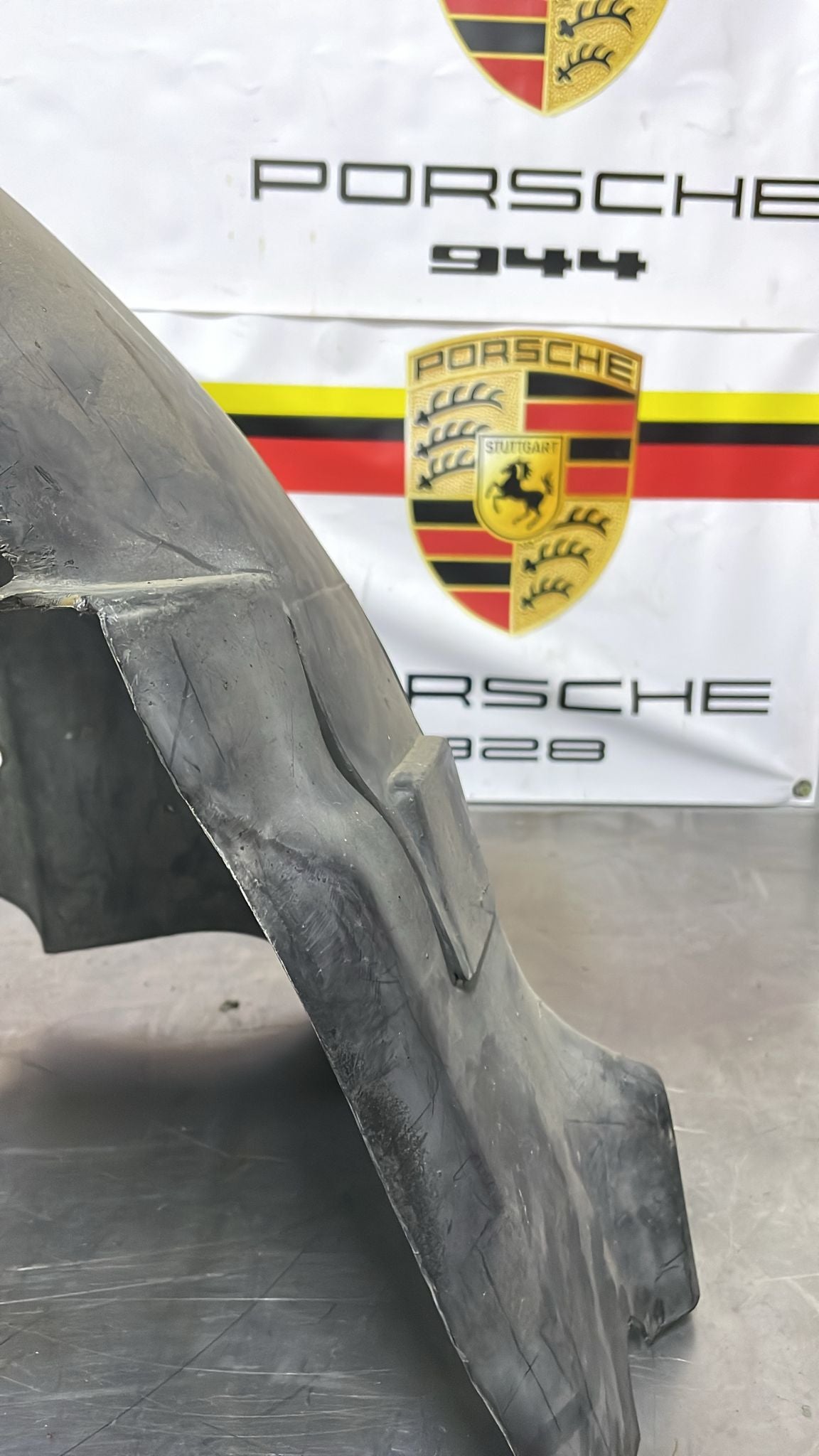 Porsche 944 da 85.5 rivestimento passaruota destro, 94450438201 Foto di studio per danni!!!