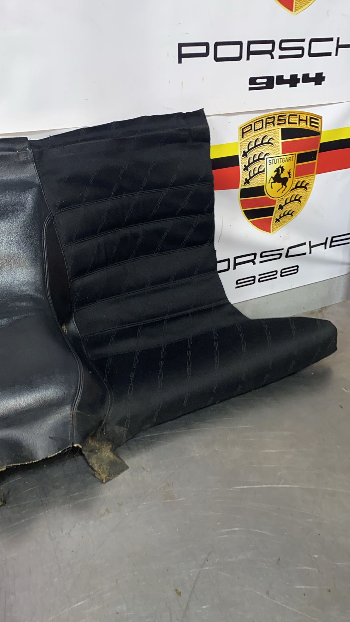 Porsche 924 / 944 rear seat, used, in very nice condition