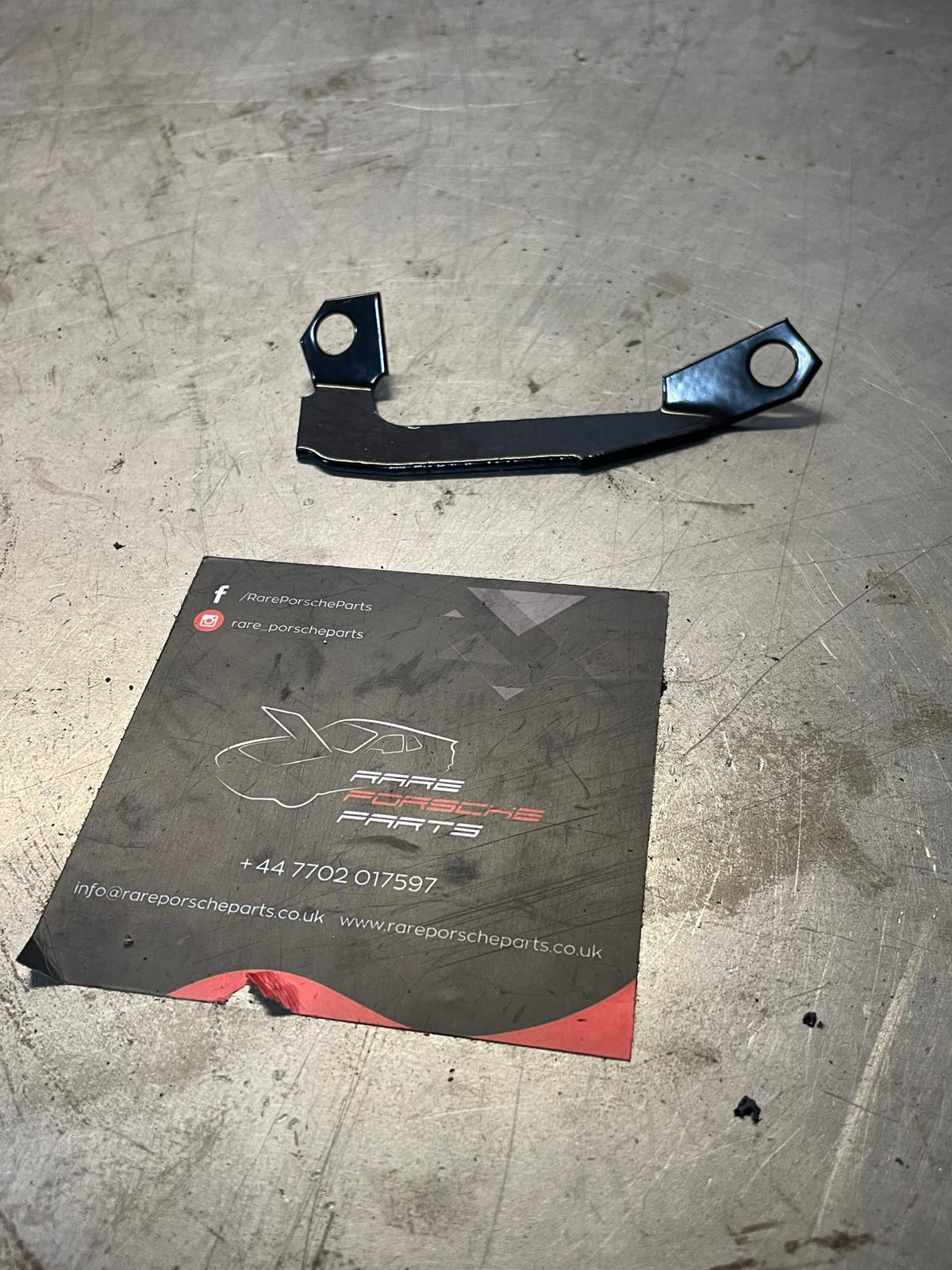 Porsche 924 rear engine lifting bracket 046103392, refurbished 