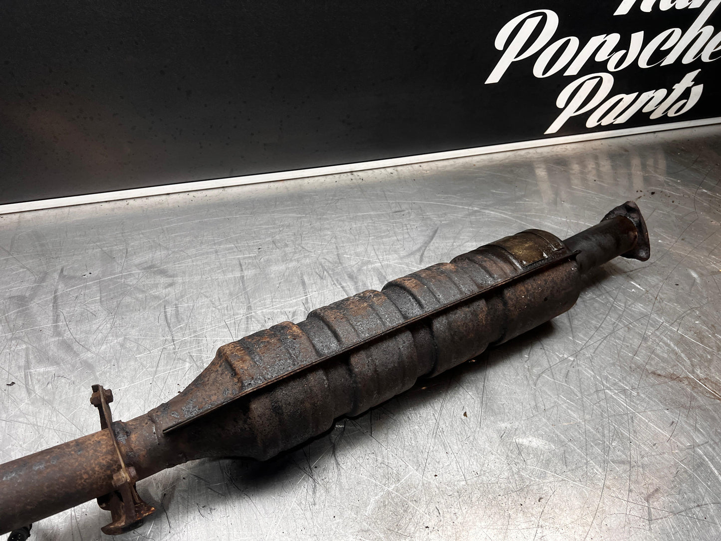 Porsche 944 catalytic converter, 94411108101, used, spares or repair