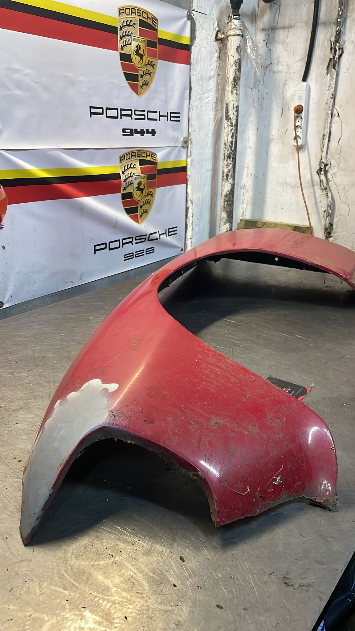 Porsche 924 left front wing 477821021 spares or repair