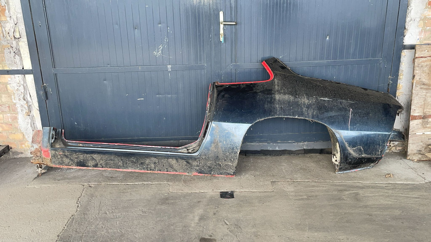 Porsche 924 left rear fender, side section with sill 477809601