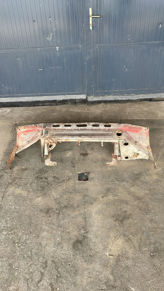 Porsche 924 front section cut, 477805591 