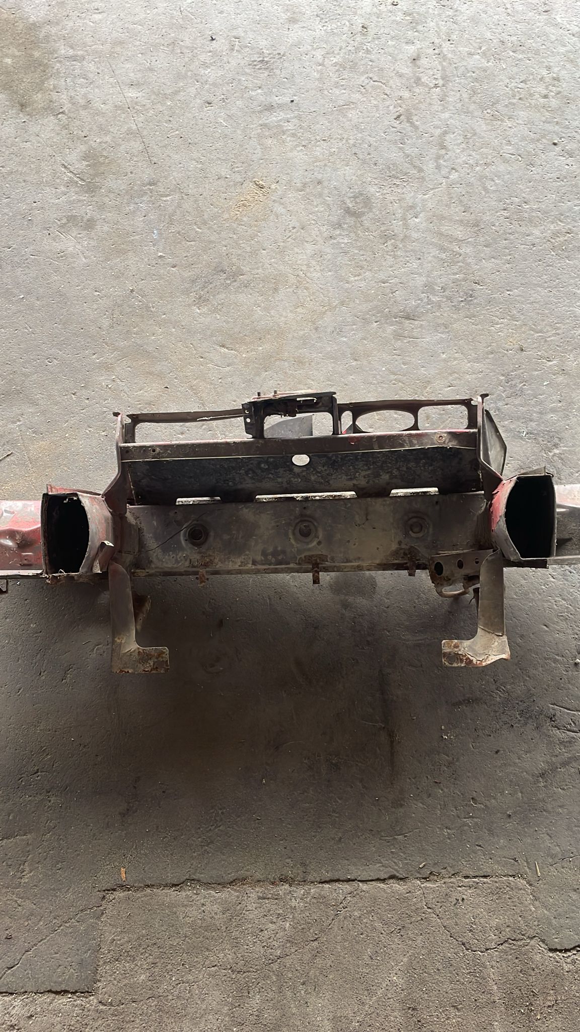 Porsche 924 front section cut, 477805591 