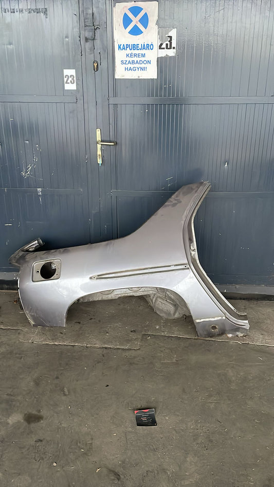 Porsche 928 S4 right rear fender, 92850306219