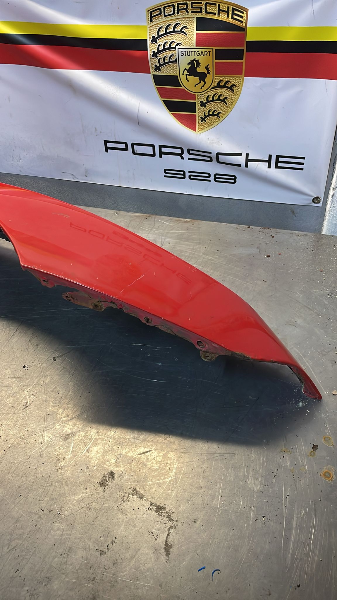 Porsche 944 S2 Turbo right front wing in need of repair, 95150302203 spares or repair
