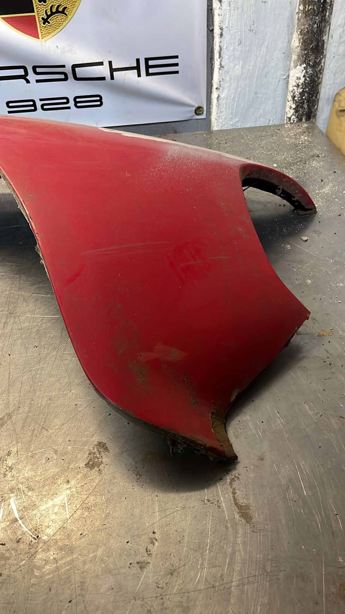 Porsche 924 right front wing 477821022 spares or repair