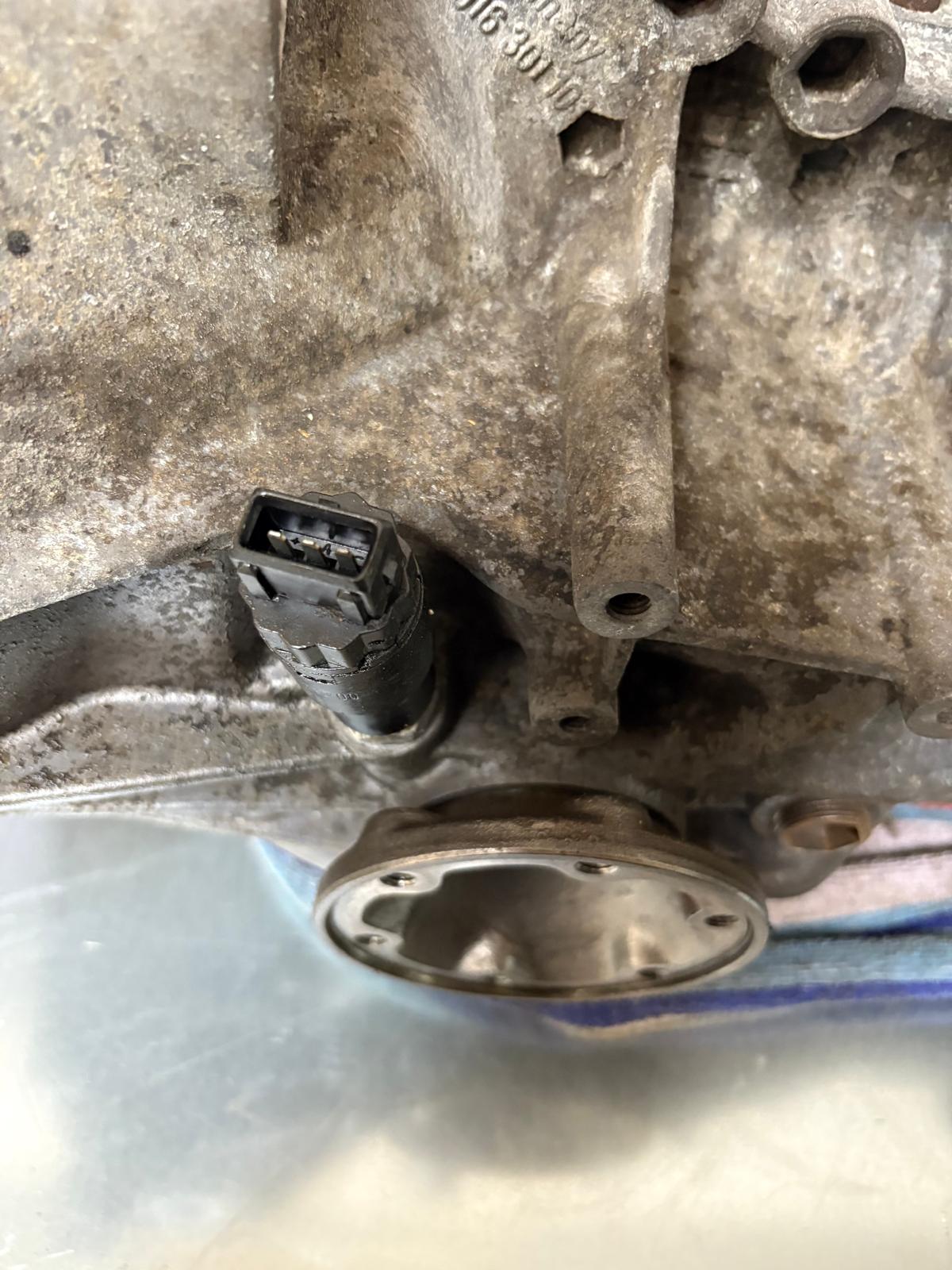 Porsche 944 S2 AOS rebuilt gearbox