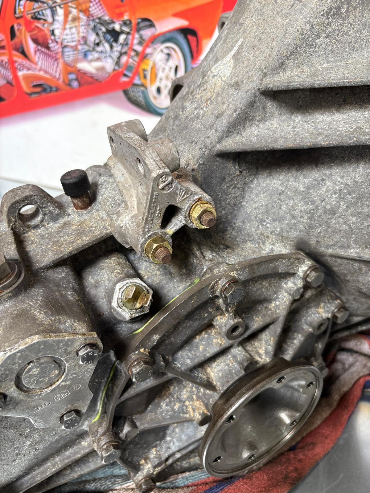 Porsche 944 S2 AOS rebuilt gearbox