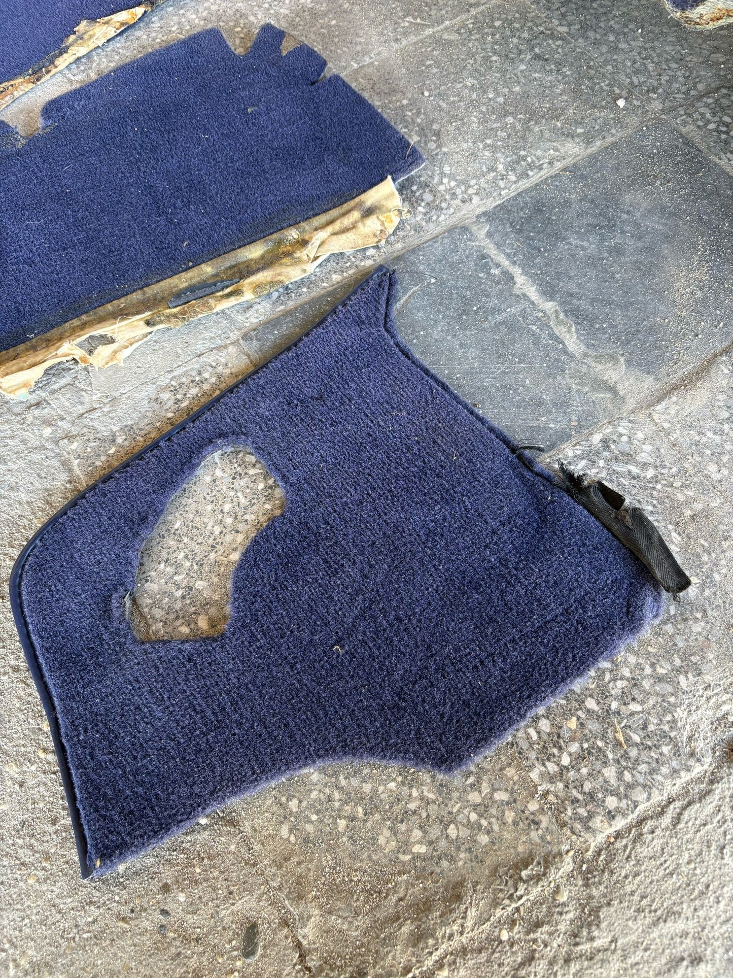 Porsche 944 RHD purple carpet set, NOT complete