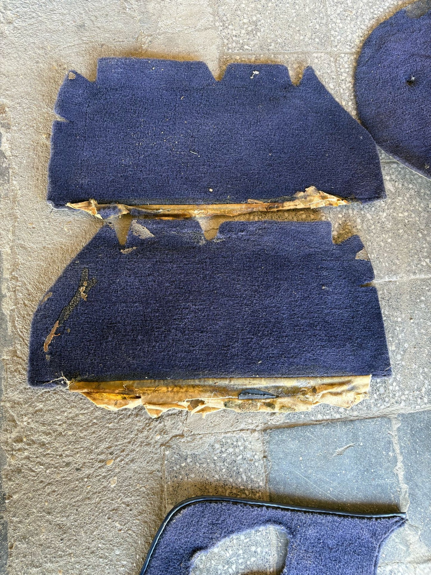 Porsche 944 RHD purple carpet set, NOT complete