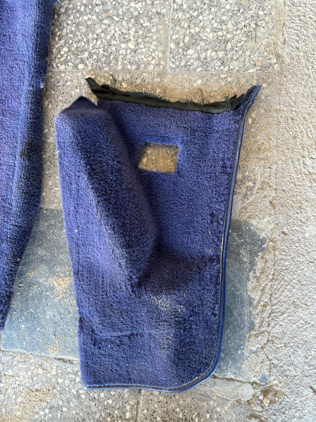 Porsche 944 RHD purple carpet set, NOT complete