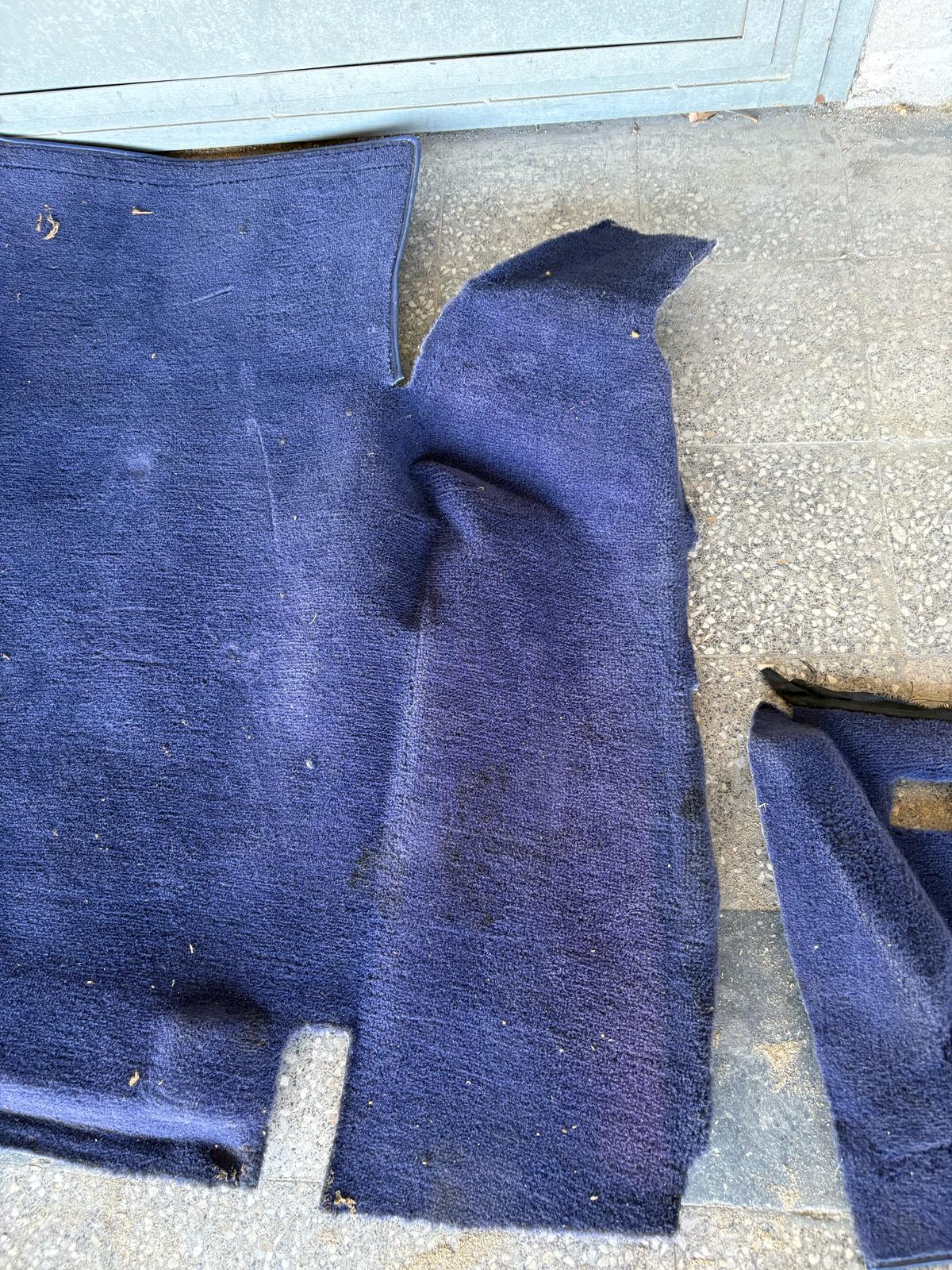 Porsche 944 RHD purple carpet set, NOT complete