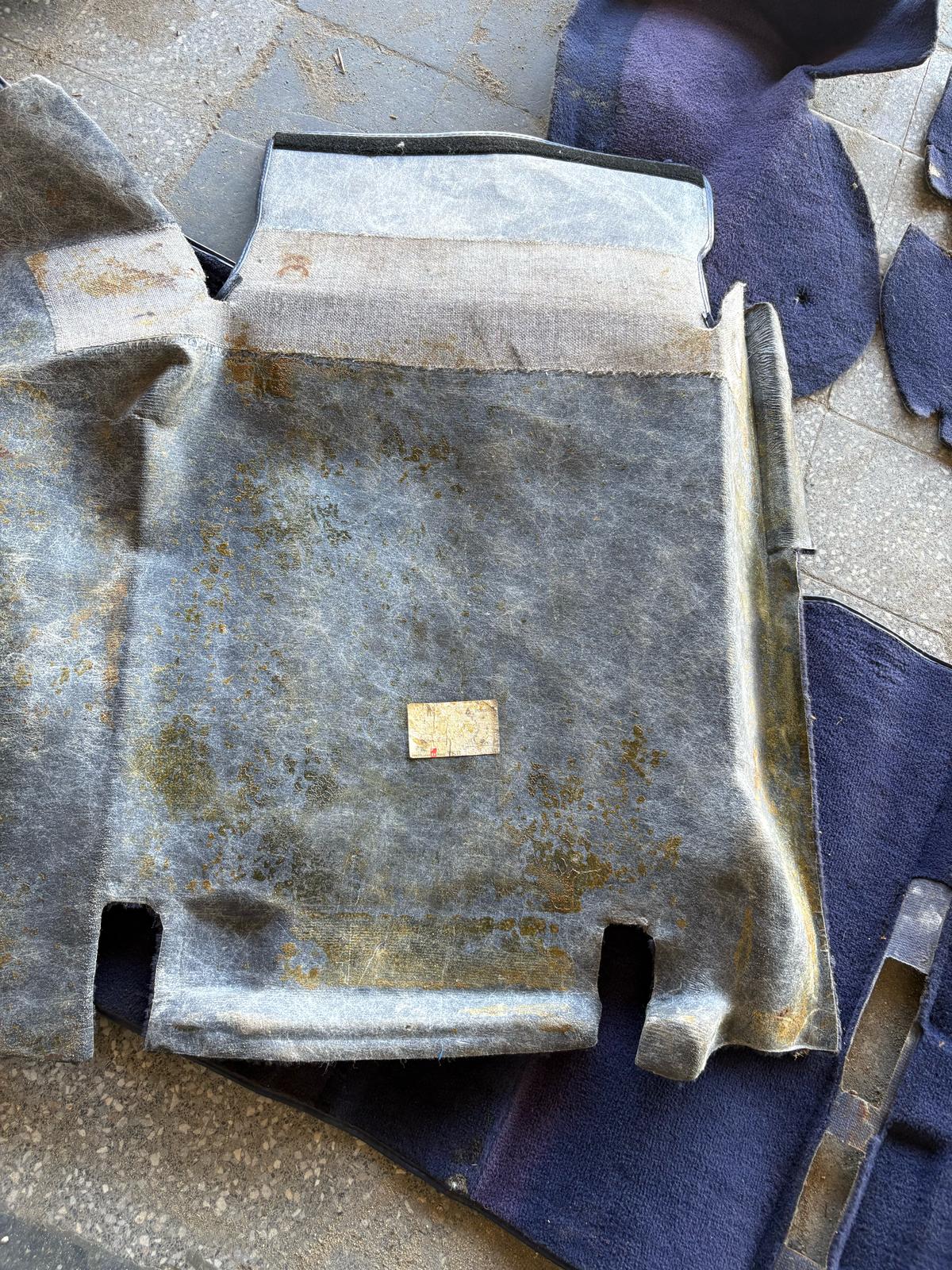 Porsche 944 RHD purple carpet set, NOT complete