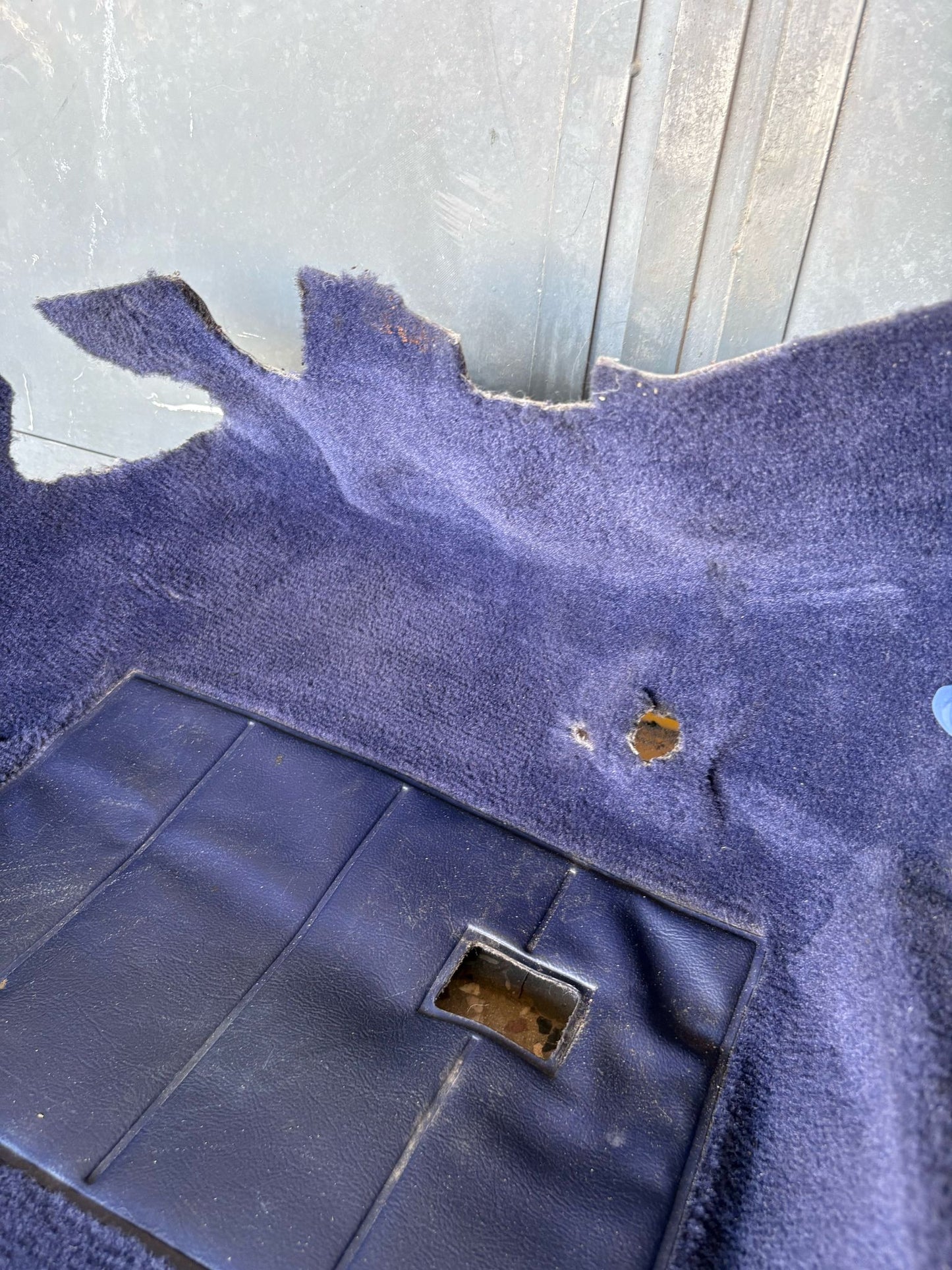 Porsche 944 RHD purple carpet set, NOT complete