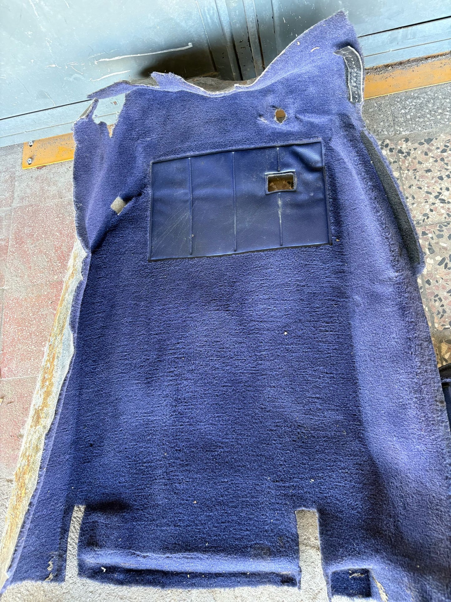 Porsche 944 RHD purple carpet set, NOT complete