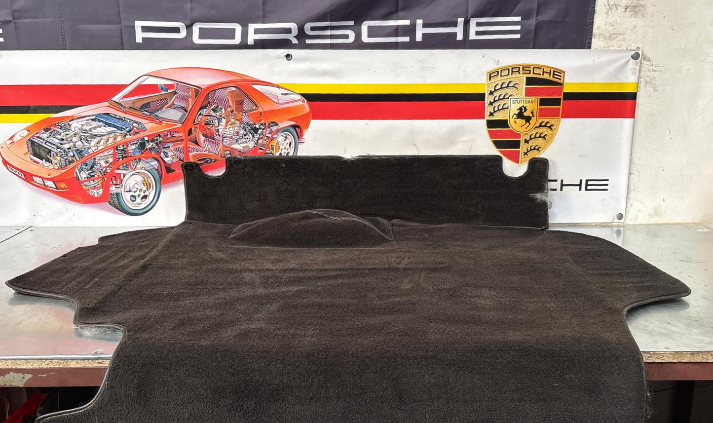 Porsche 924 944 -85.5 boot carpet, black, 94555506303 used, space saver wheel type
