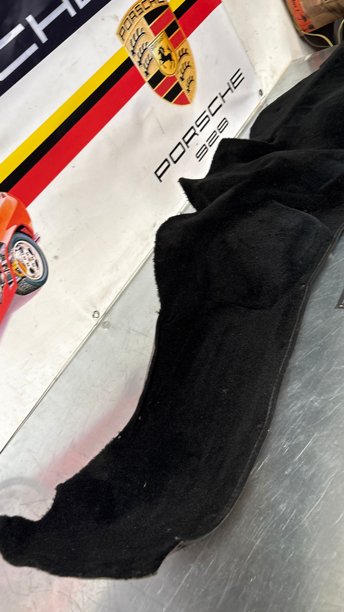 Porsche 924S 944 85.5- side trim panel, right, O/S black 94455508402 used  Built in seat belt type