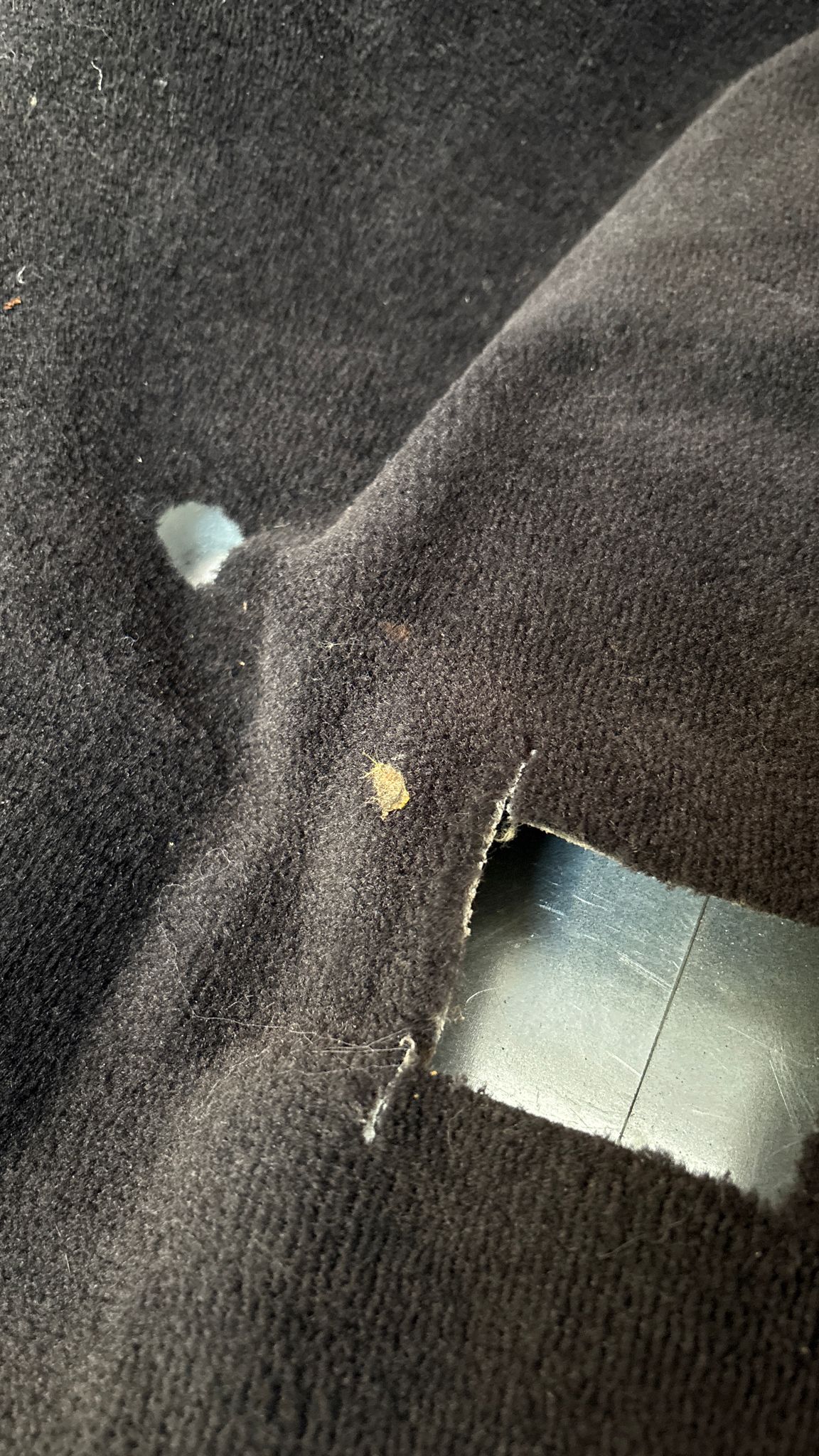 Porsche 944 85.5- LHD rear floor carpet, black, 94455507102, used