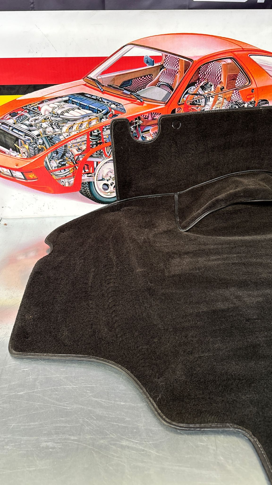 Porsche 924 944 -85.5 boot carpet, black, 94555506303 used, space saver wheel type