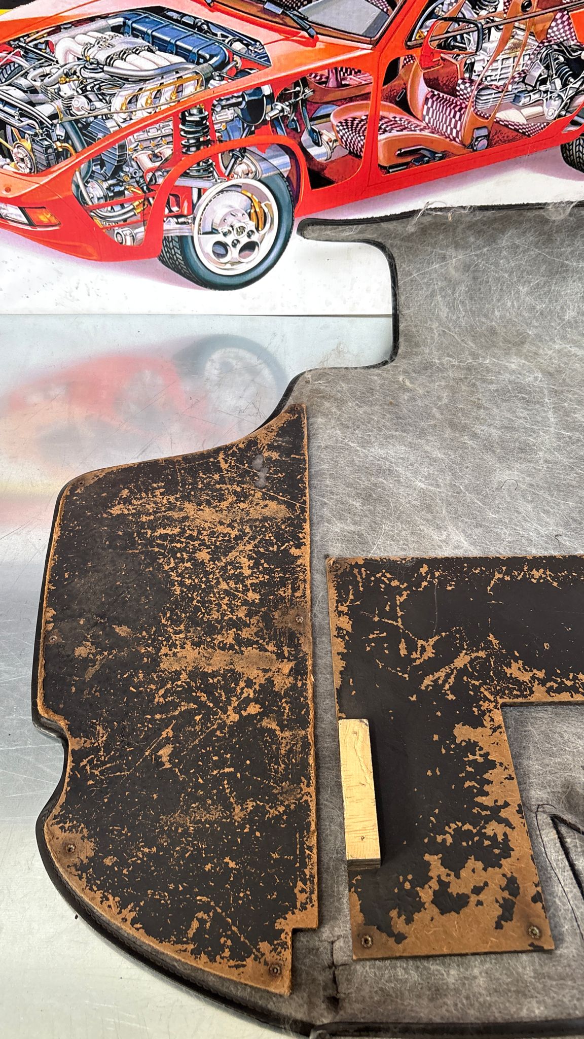 Porsche 924 944 -85.5 boot carpet, black, 94555506303 used, space saver wheel type