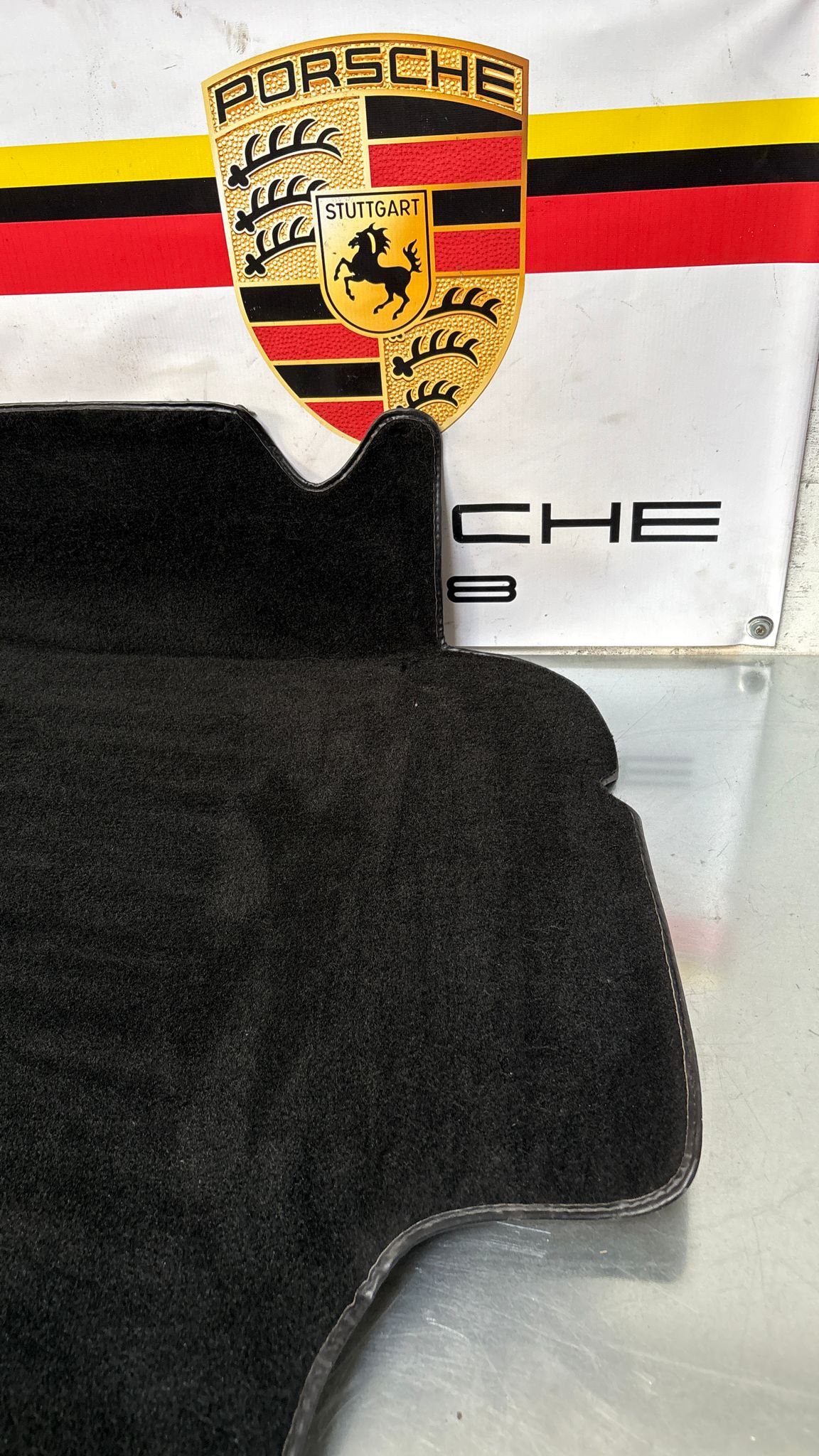 Porsche 924S 944 85.5- boot carpet, black, 94555506303 used, space saver wheel type