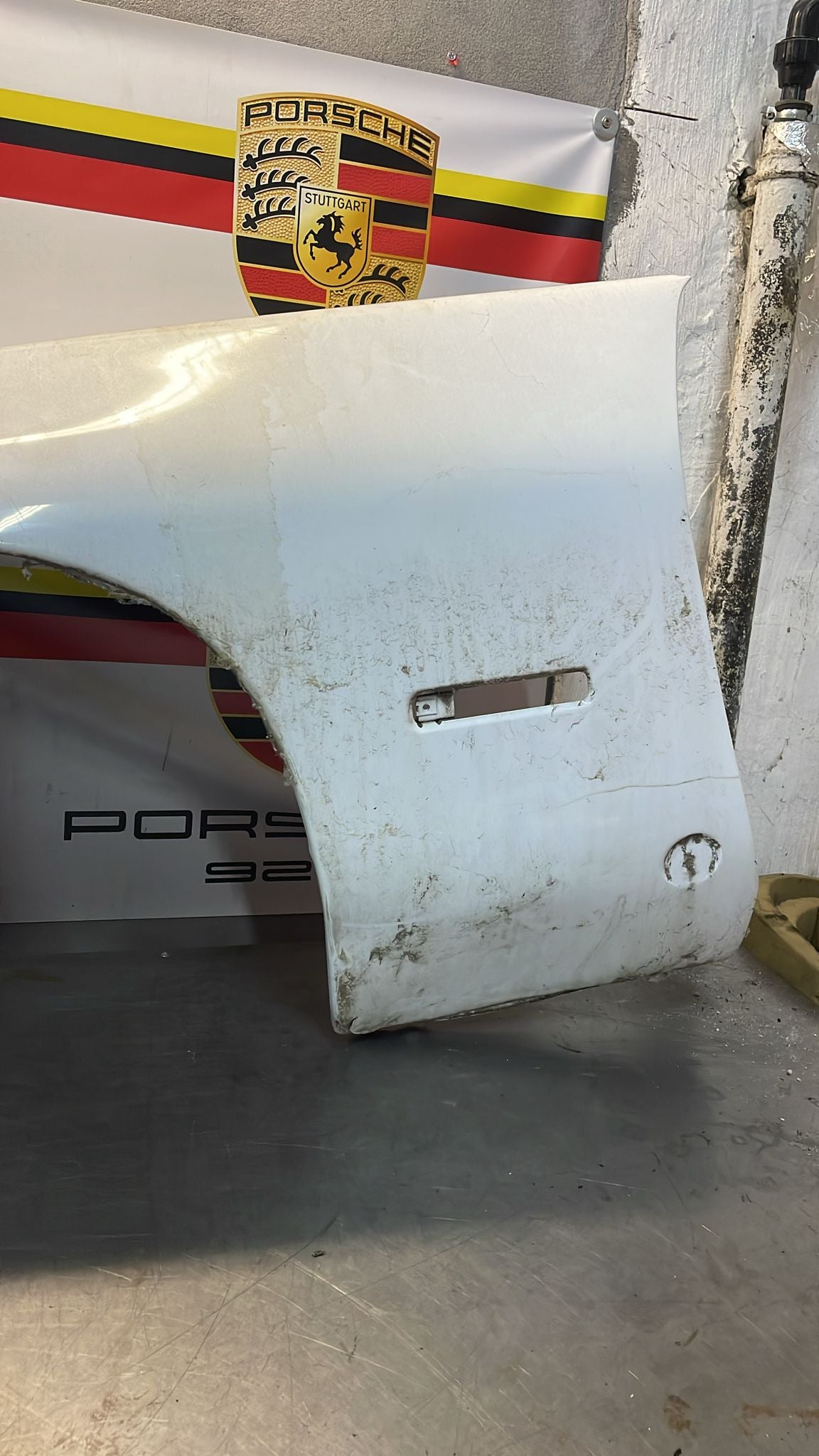 Porsche 928 S4 GT front left wing, used, 92850301111