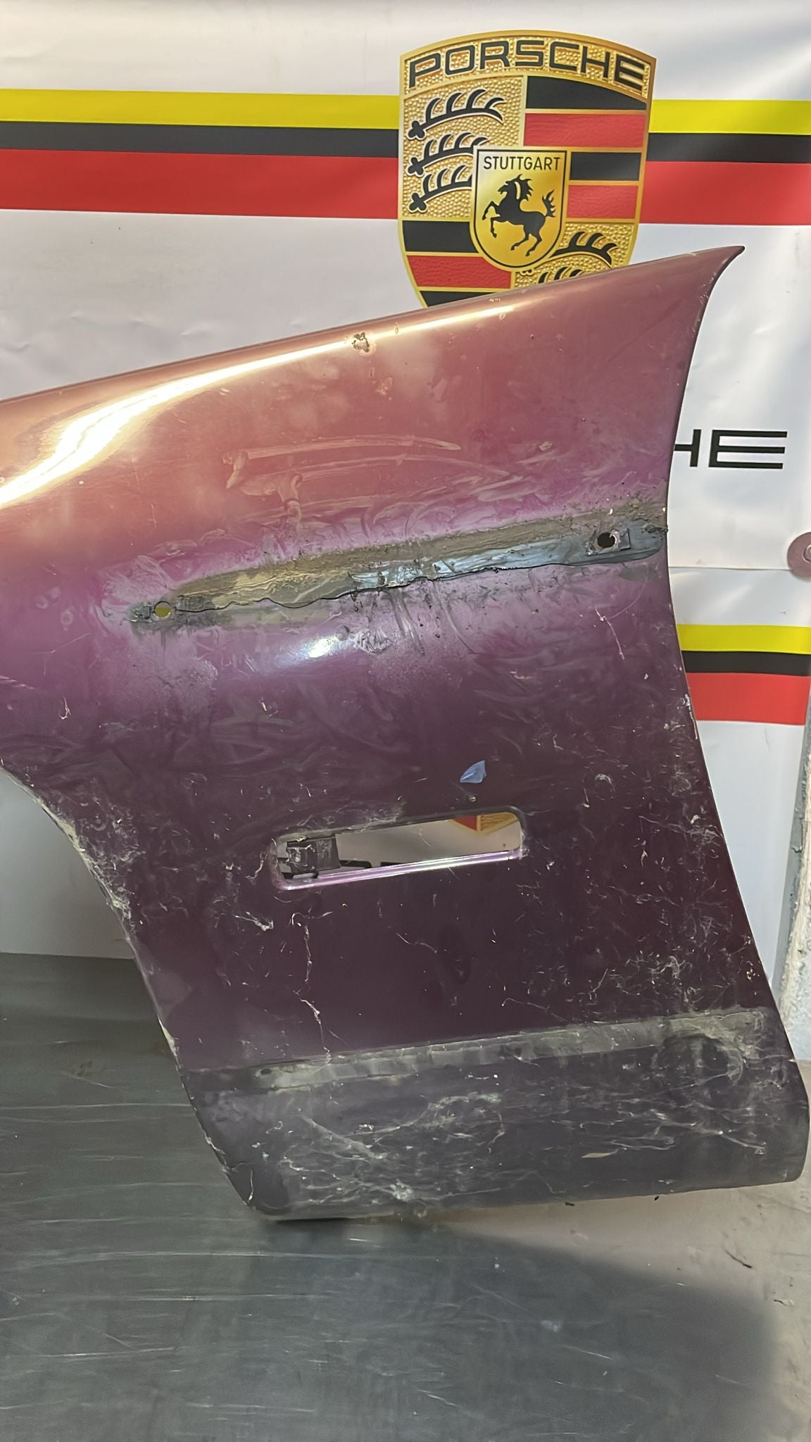 Porsche 928 S4 GT front left wing, used, 92850301111