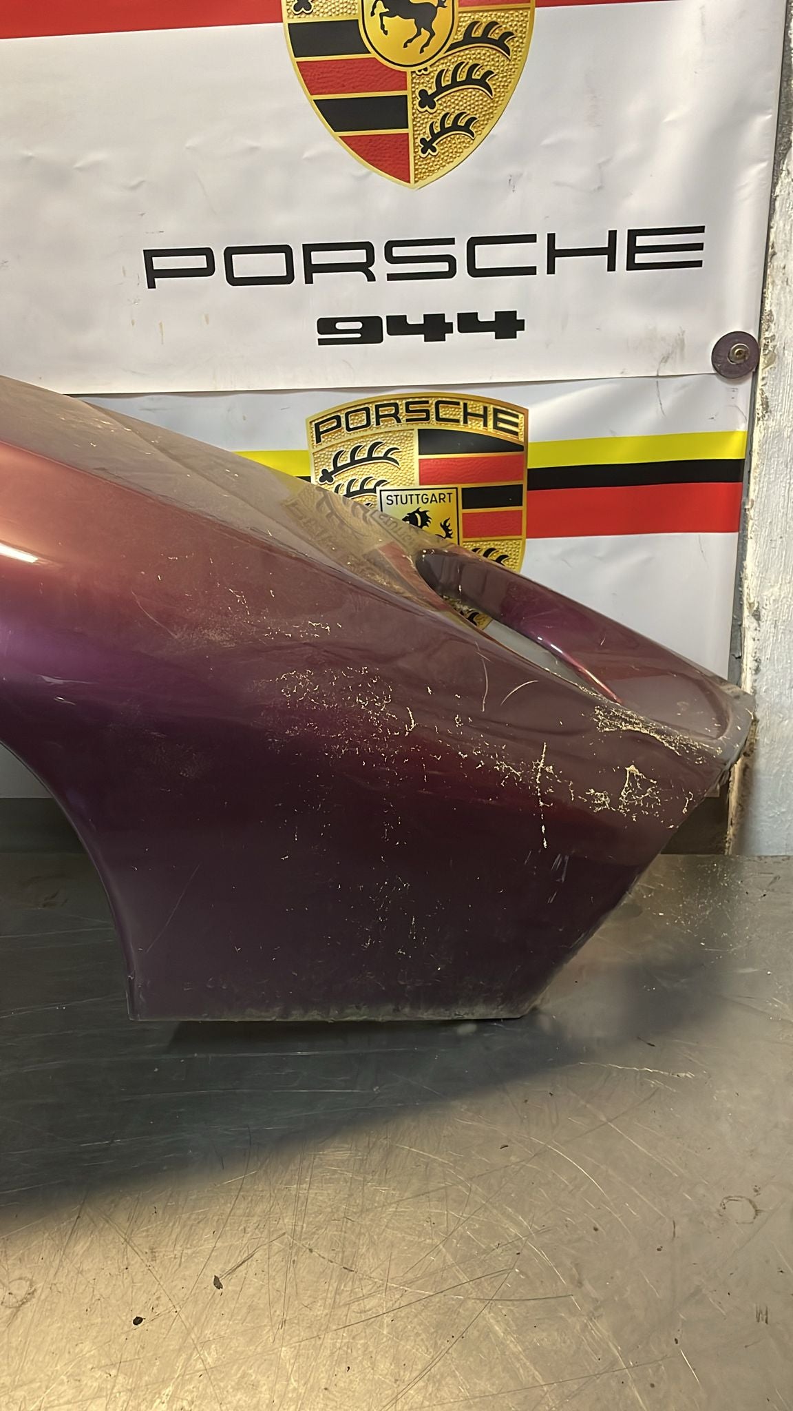 Porsche 928 S4 GT front right wing, used, 92850301211