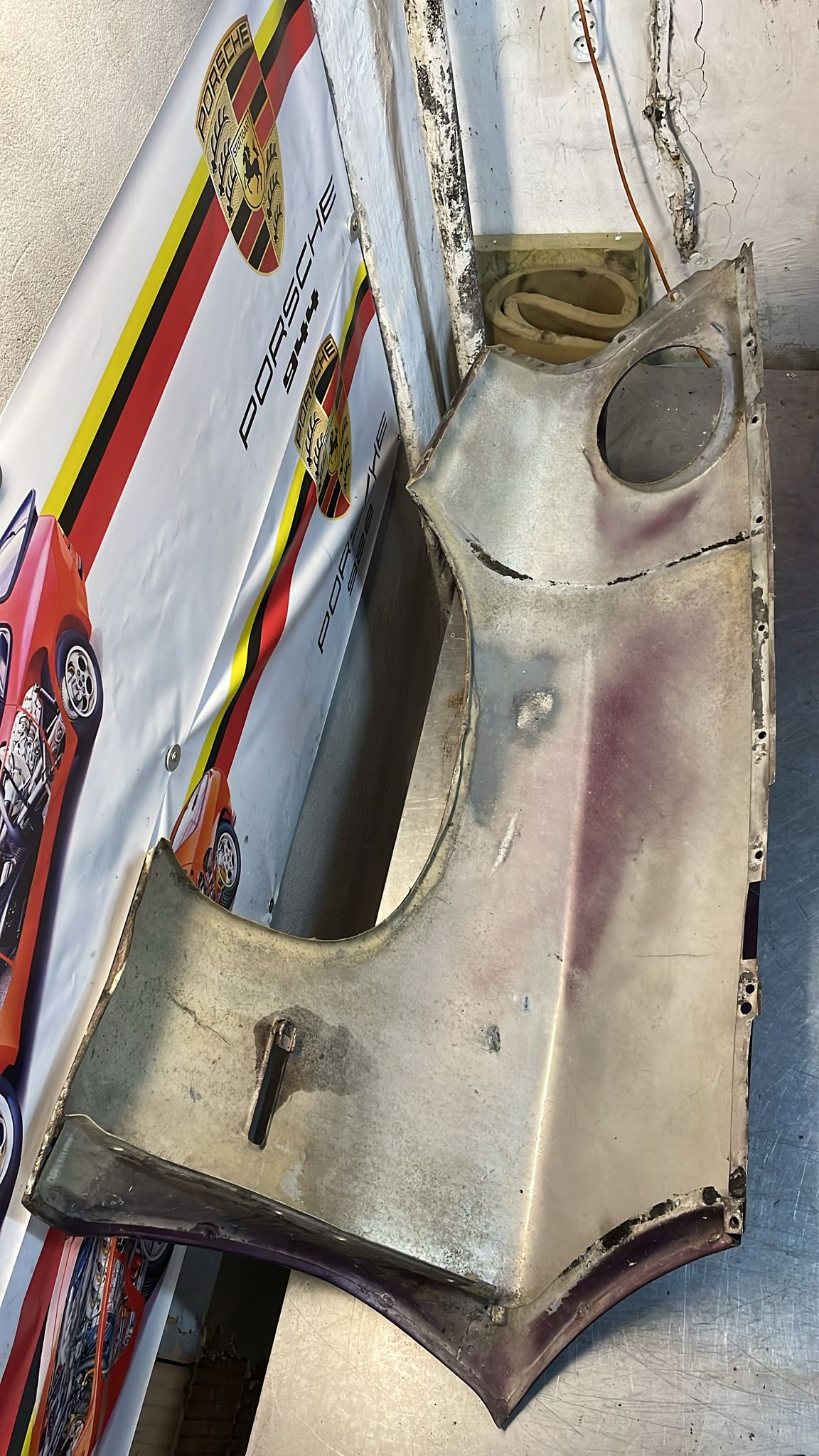 Porsche 928 S4 GT front right wing, used, 92850301211