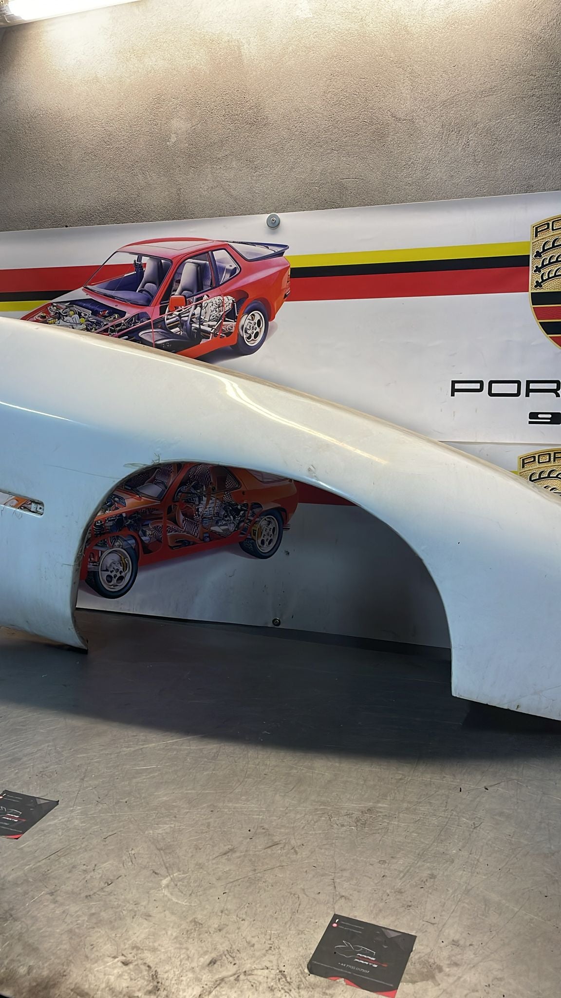Porsche 928 S4 GT front right wing, used, 92850301211