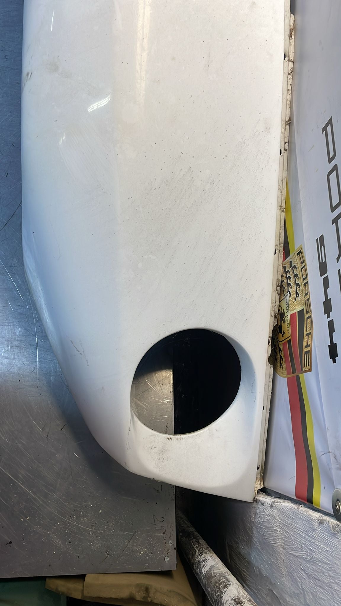 Porsche 928 S4 GT front right wing, used, 92850301211