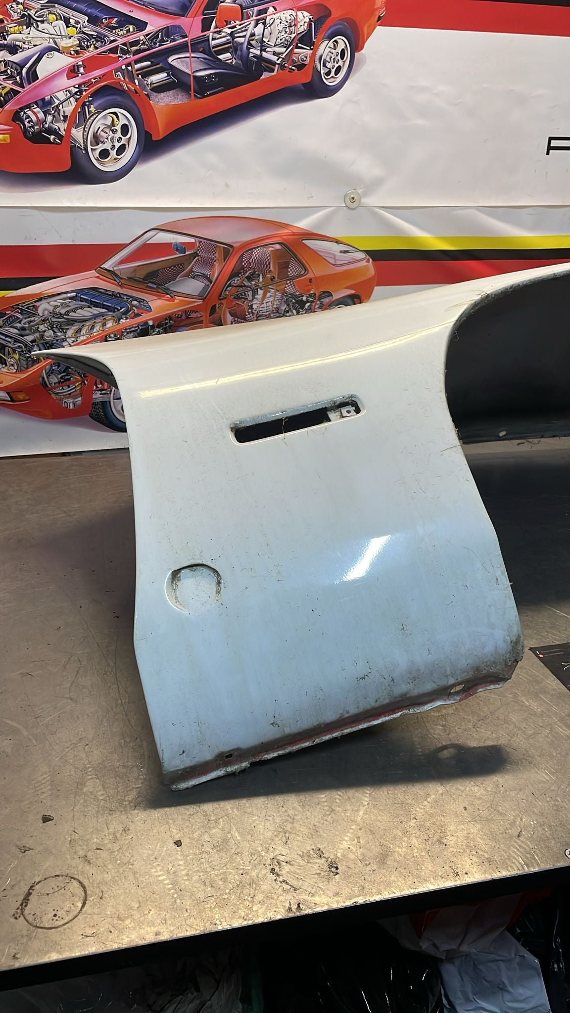 Porsche 928 S4 GT front right wing, used, 92850301211