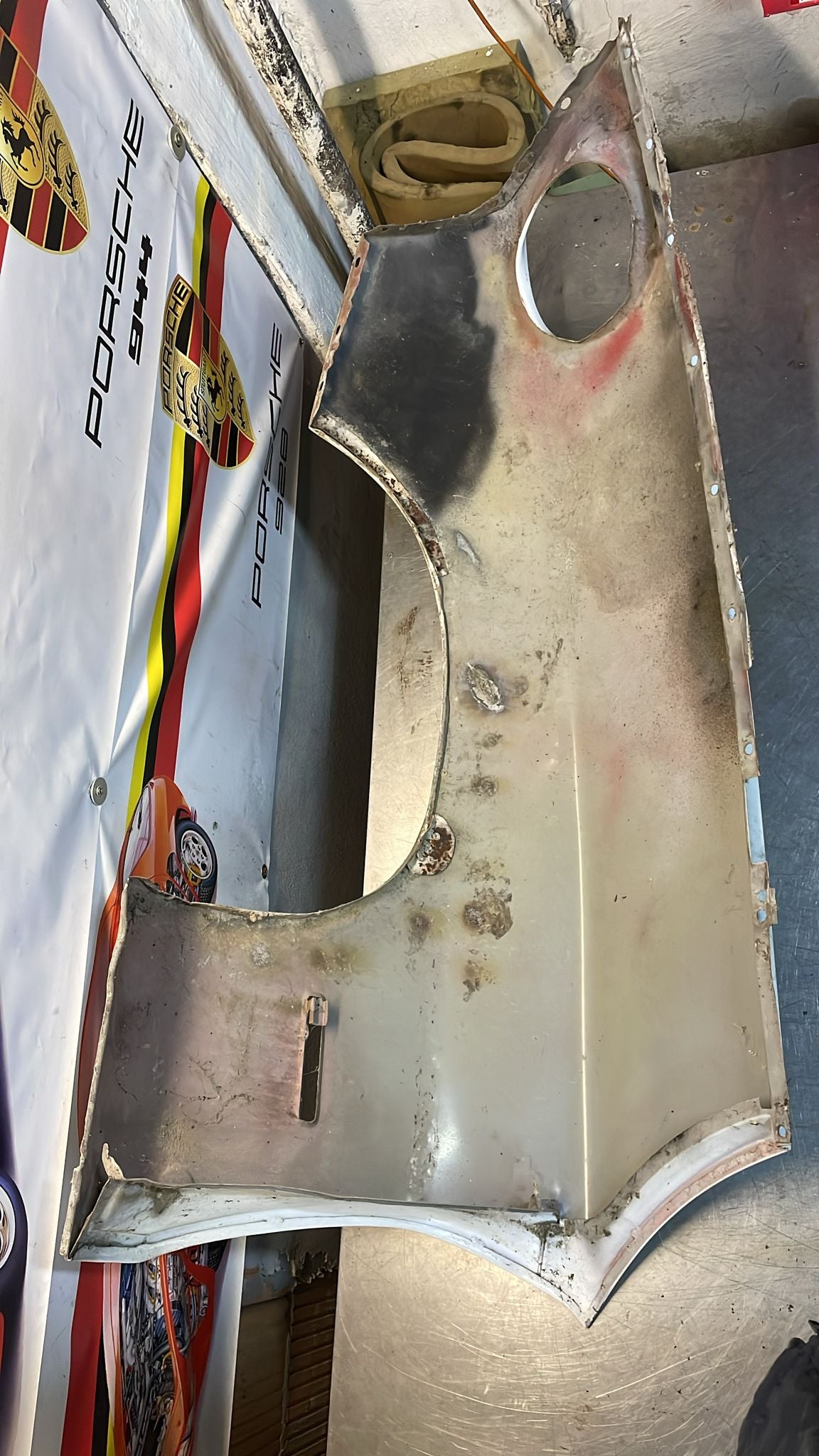 Porsche 928 S4 GT front right wing, used, 92850301211