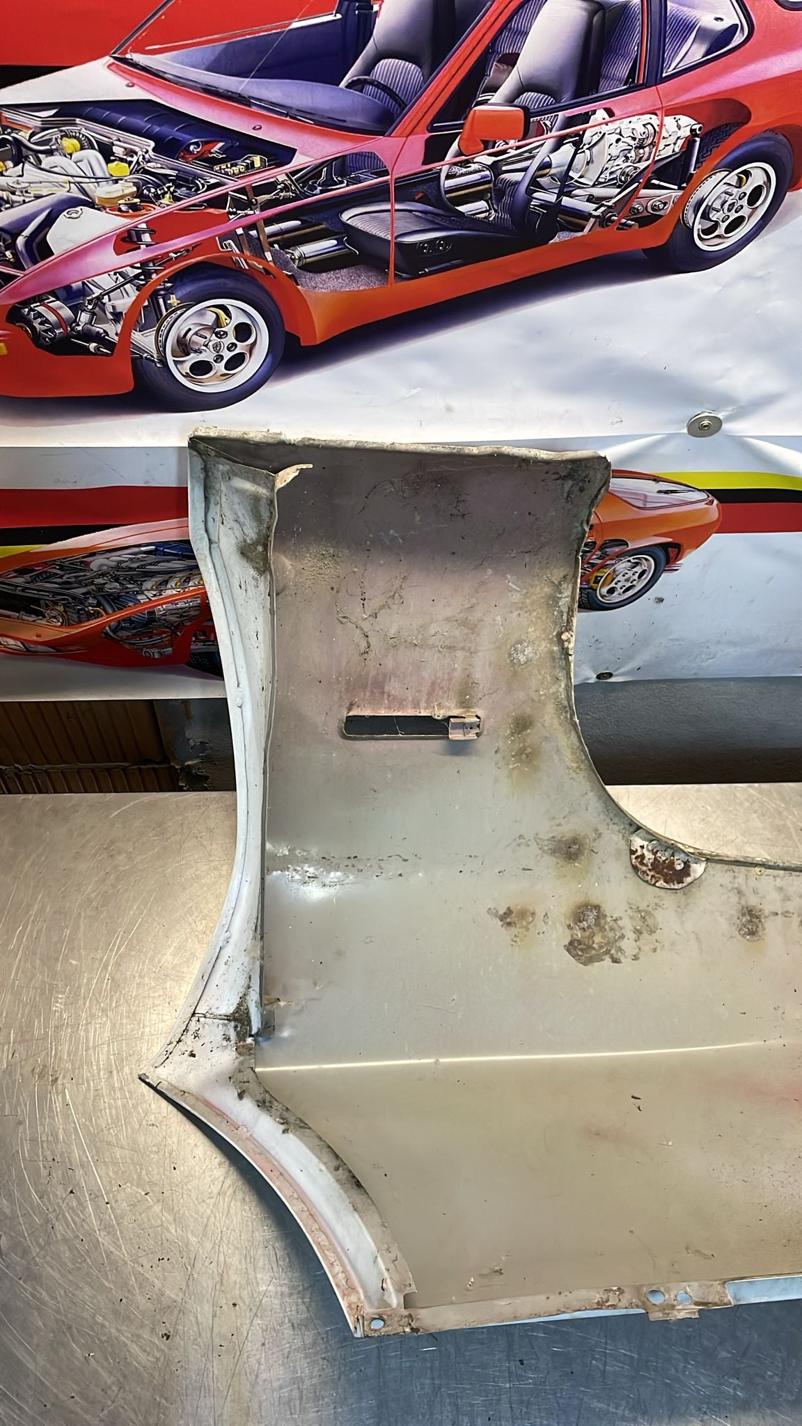 Porsche 928 S4 GT front right wing, used, 92850301211