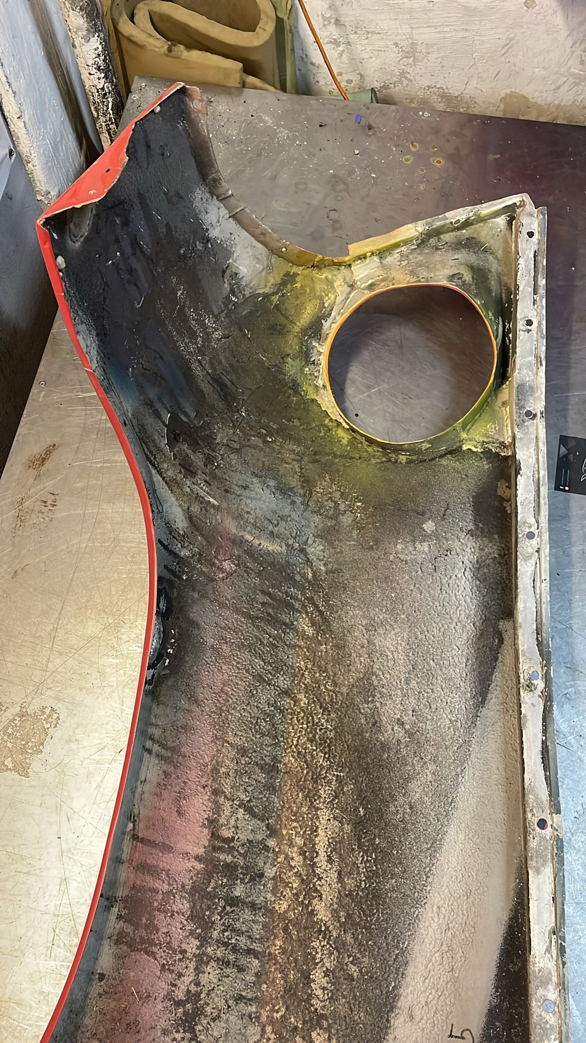 Porsche 928S front right wing, 92850301203 used