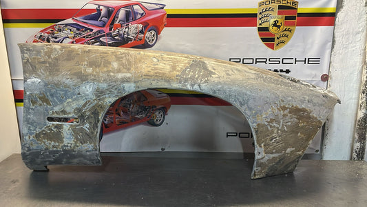 Porsche 928 front right wing, 92850301203 used