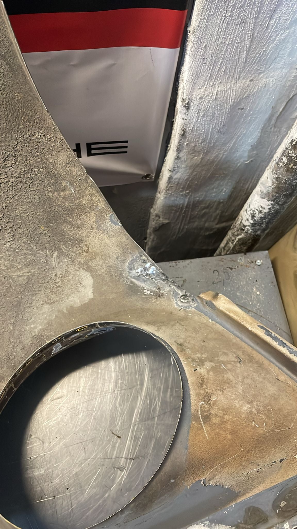 Porsche 928 front right wing, 92850301203 used