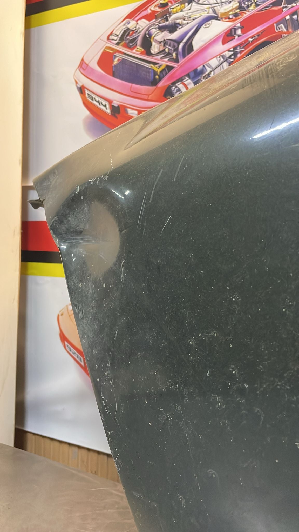 Porsche 928 front left wing, 92850301103 used