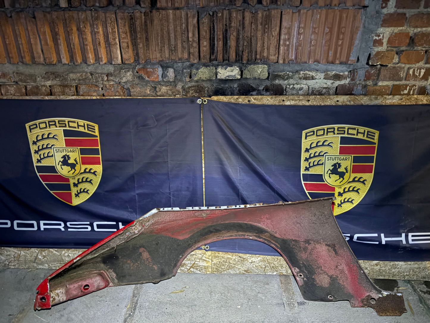 Porsche 911 964 rear left fender cut, used 96450306101