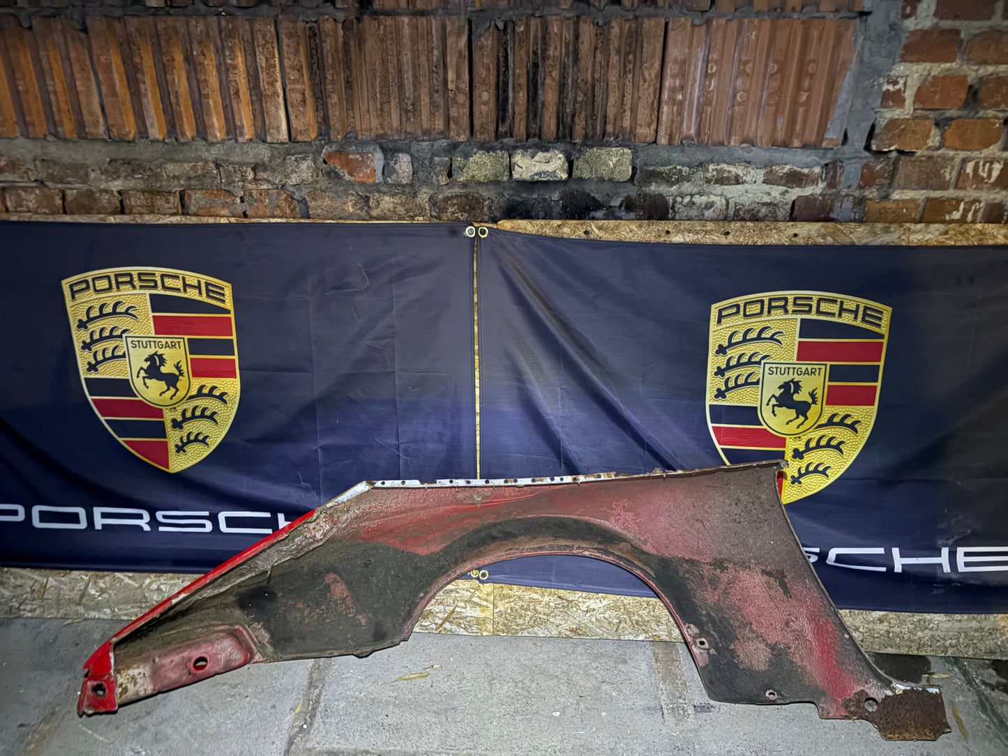 Porsche 911 964 rear left fender cut, used 96450306101