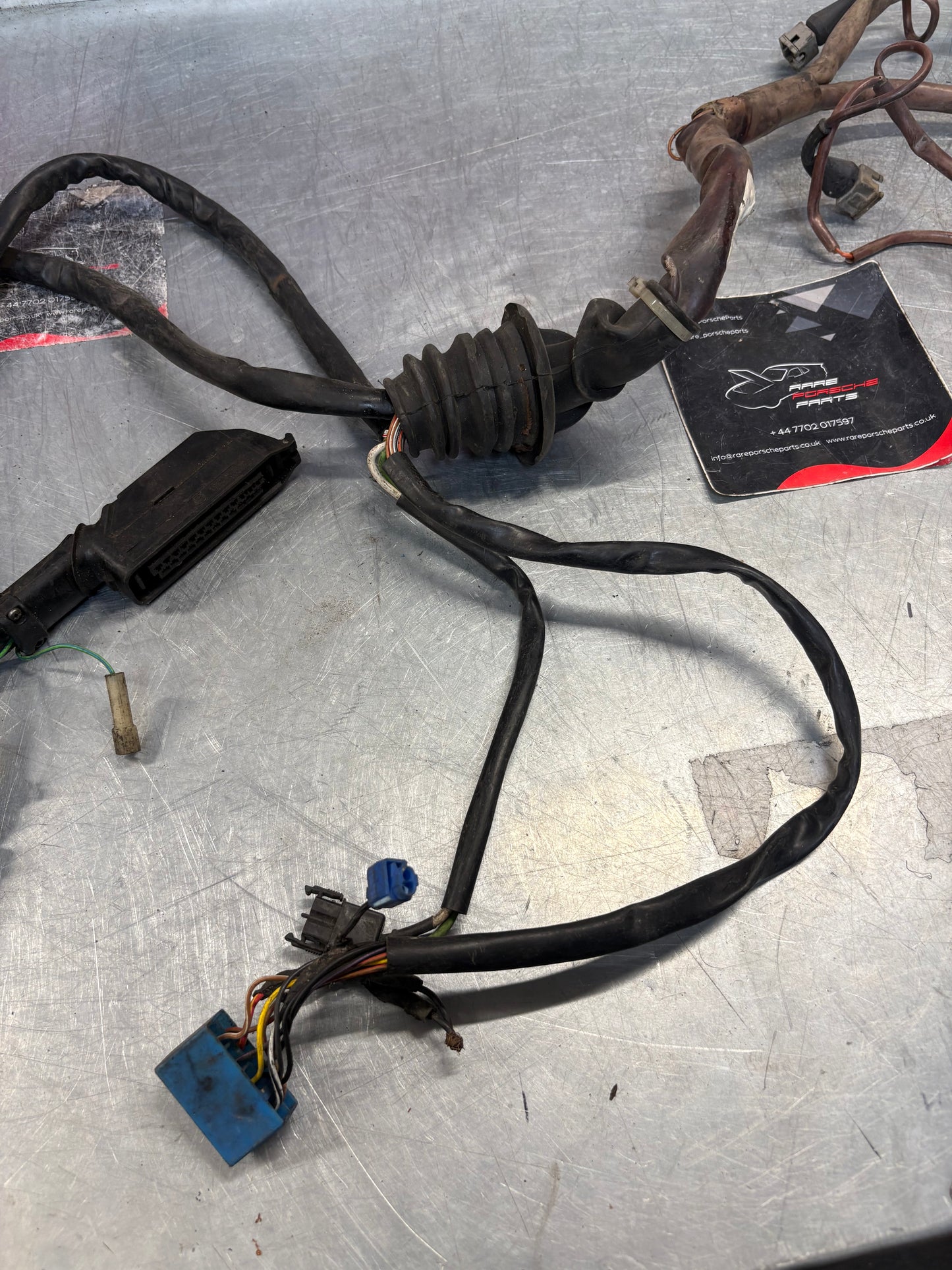 Porsche 928 32V engine wiring loom complete, used M28/43,44,45,46 92860701503