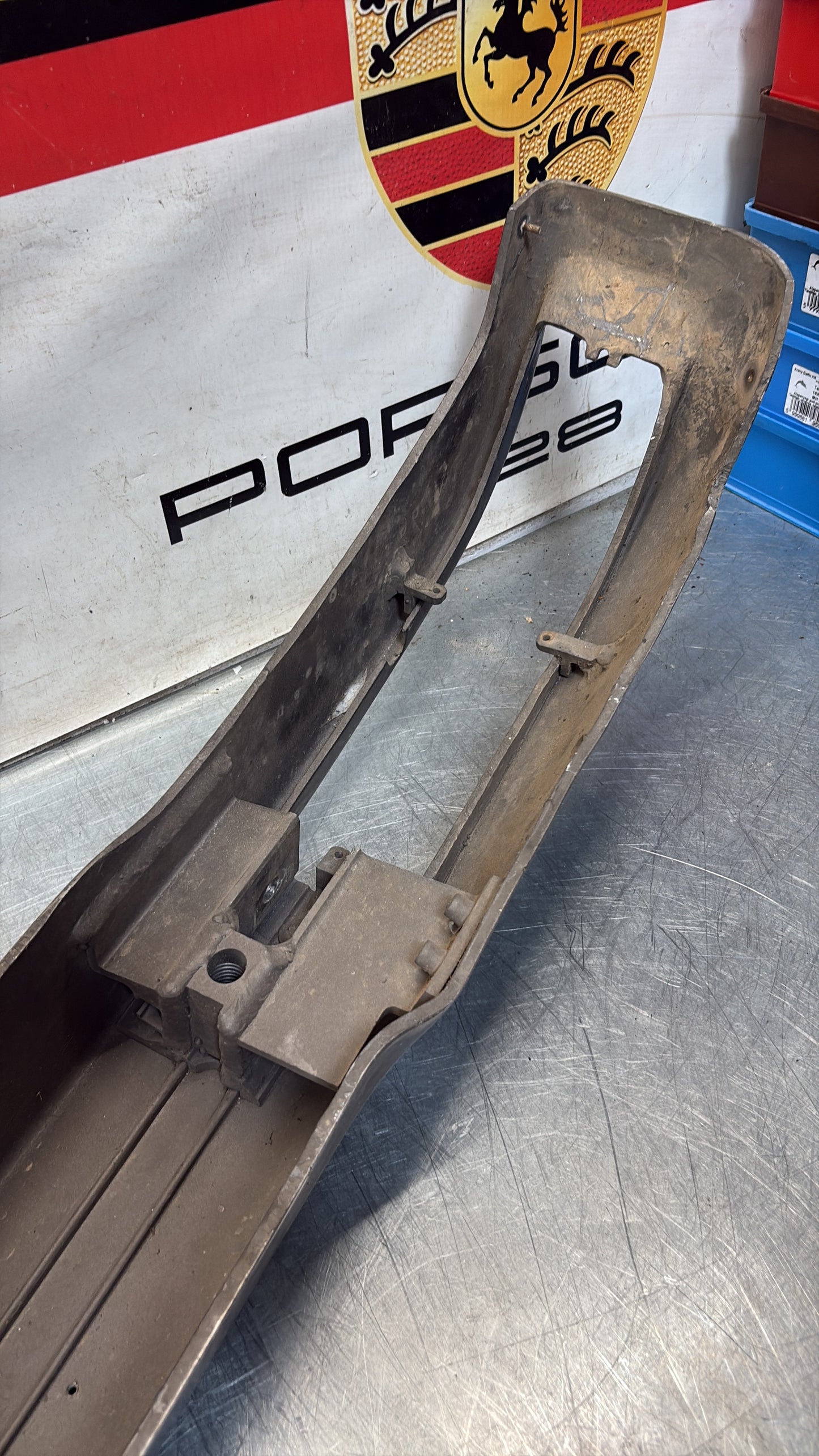 Porsche 944 USA front bumper, used 93150510906