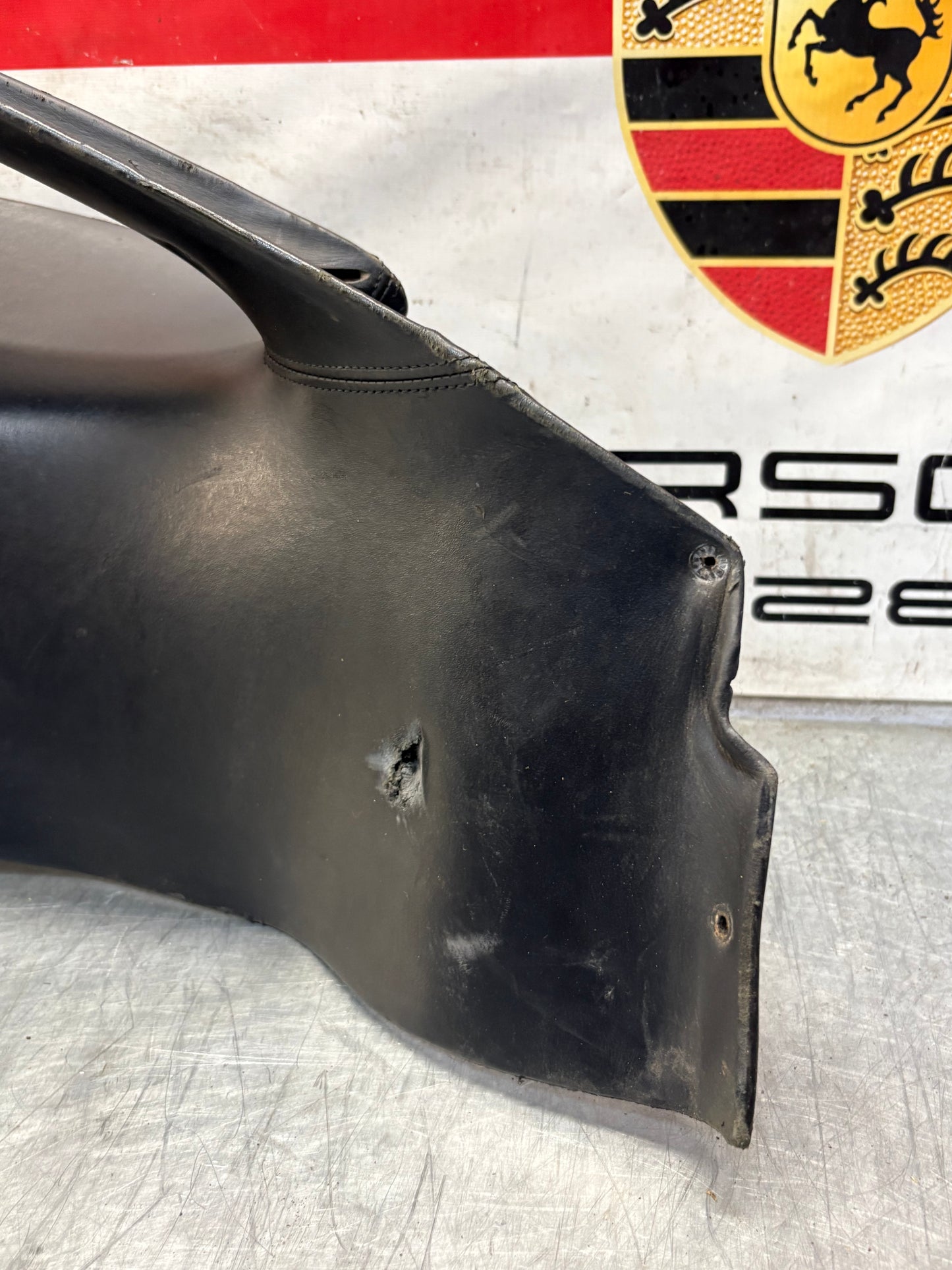 Porsche 928 right side lower side trim panel without loudspeaker, black used 92855502202