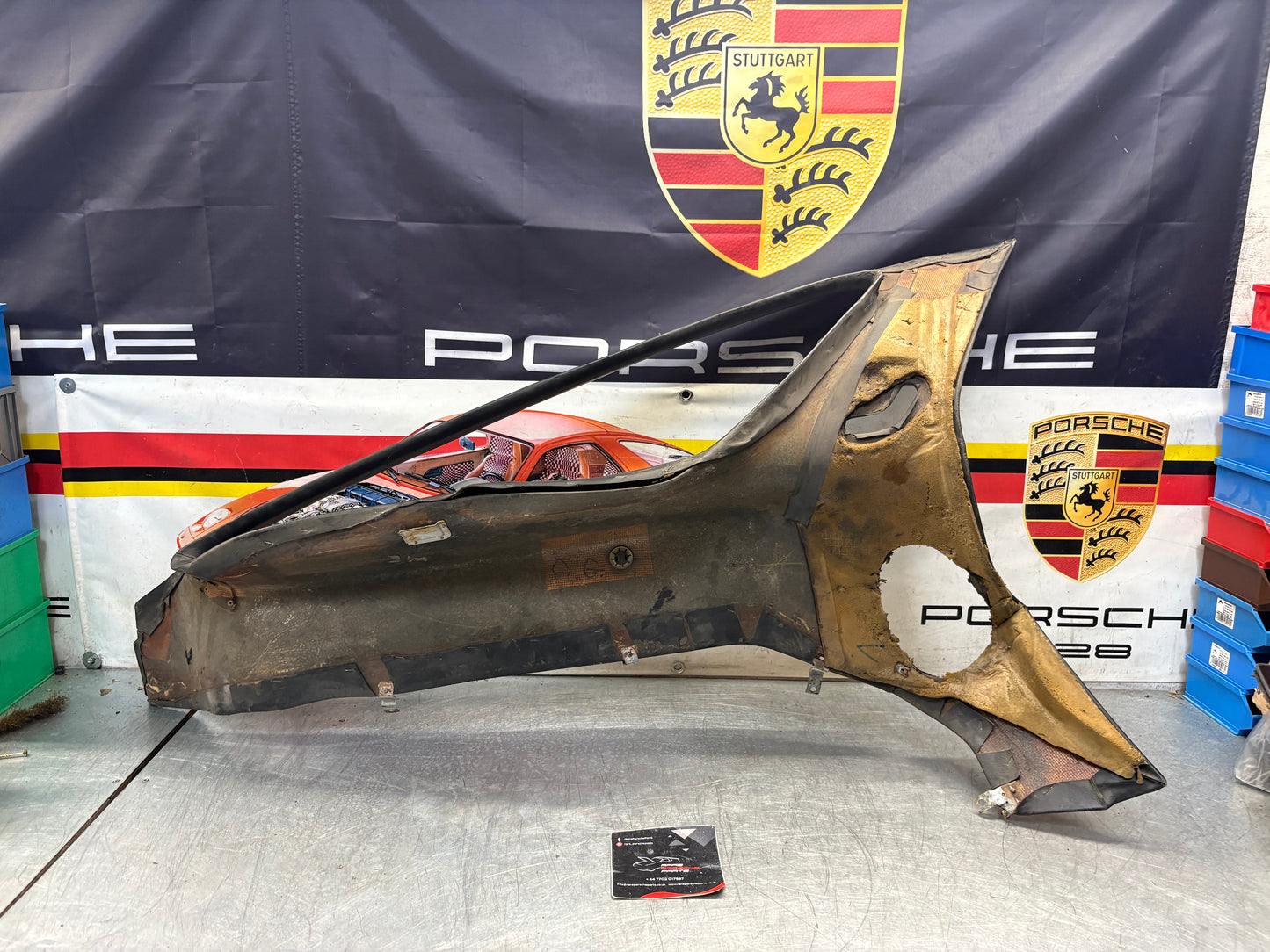 Porsche 928 right side lower side trim panel without loudspeaker, black used 92855502202